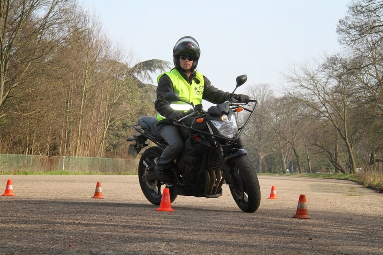 Auto-école du Centre Permis moto A2 - Boulogne-Billancourt